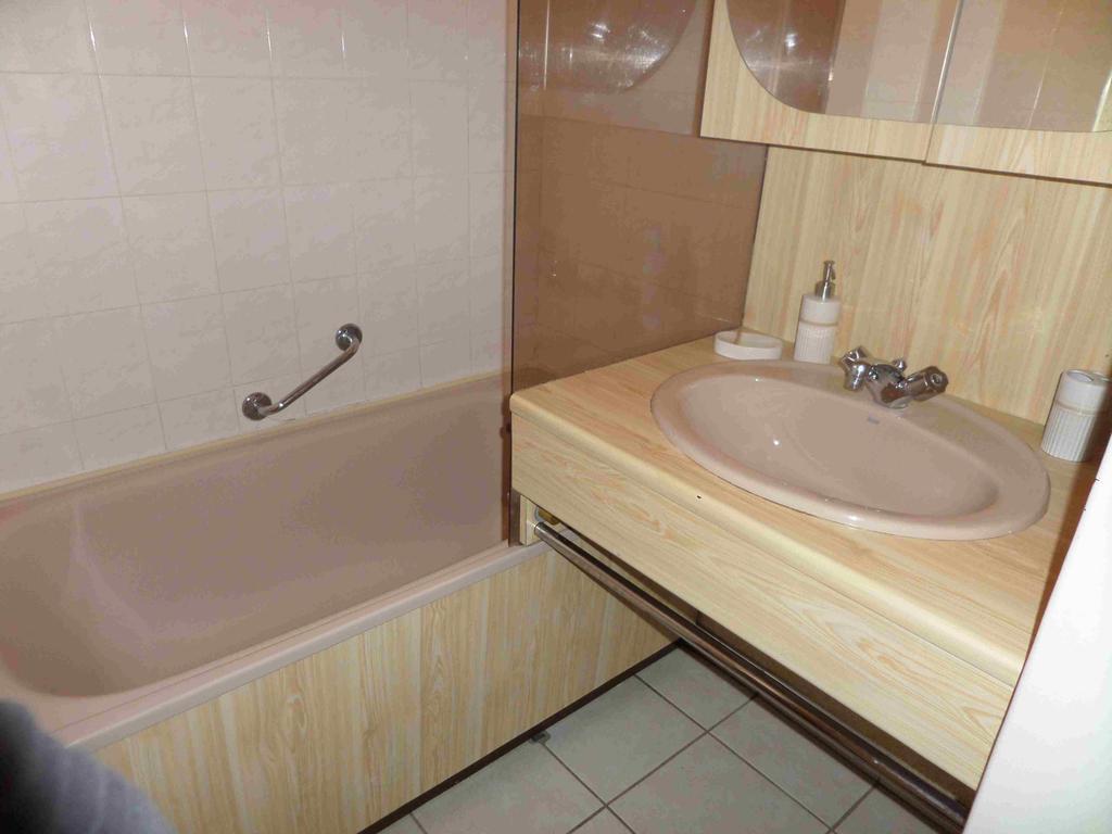 Appartements Les Balcons Du Soleil Font-Romeu-Odeillo-Via Стая снимка