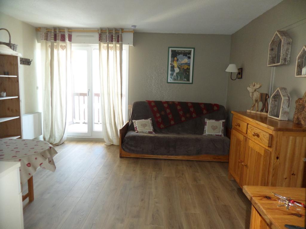 Appartements Les Balcons Du Soleil Font-Romeu-Odeillo-Via Екстериор снимка