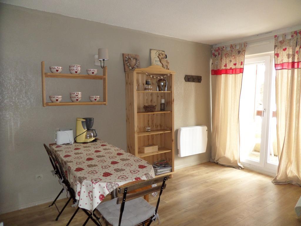Appartements Les Balcons Du Soleil Font-Romeu-Odeillo-Via Екстериор снимка