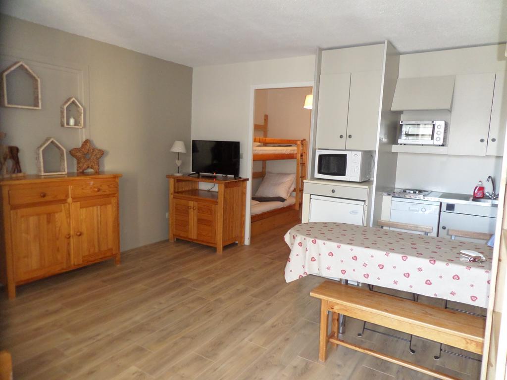 Appartements Les Balcons Du Soleil Font-Romeu-Odeillo-Via Екстериор снимка